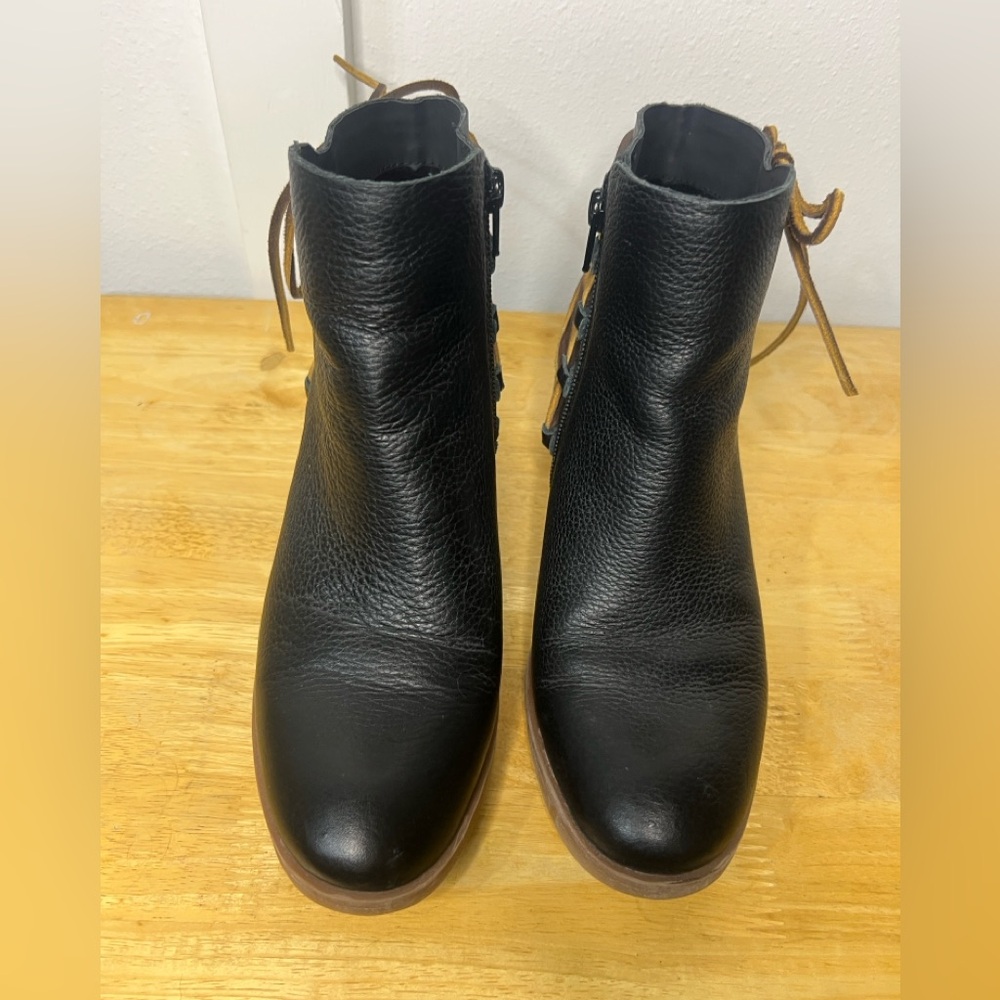 KORKS Belaya Black Ankle Boot Leather Lace Detail Bootie, Size 7